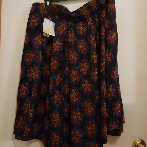 Lularoe Madison - Picture 2 of 3